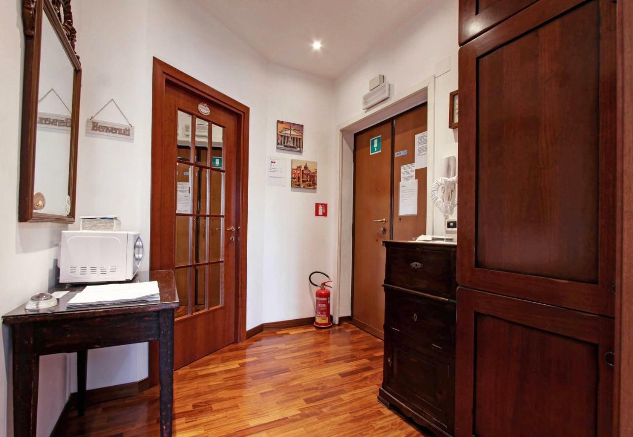 Rent Rooms Filomena E Francesca Rome Exterior photo